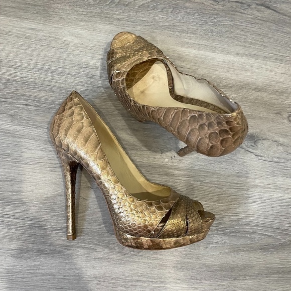 Alexandre Birman Saks Fifth Avenue Tan Pumps - Picture 3 of 9